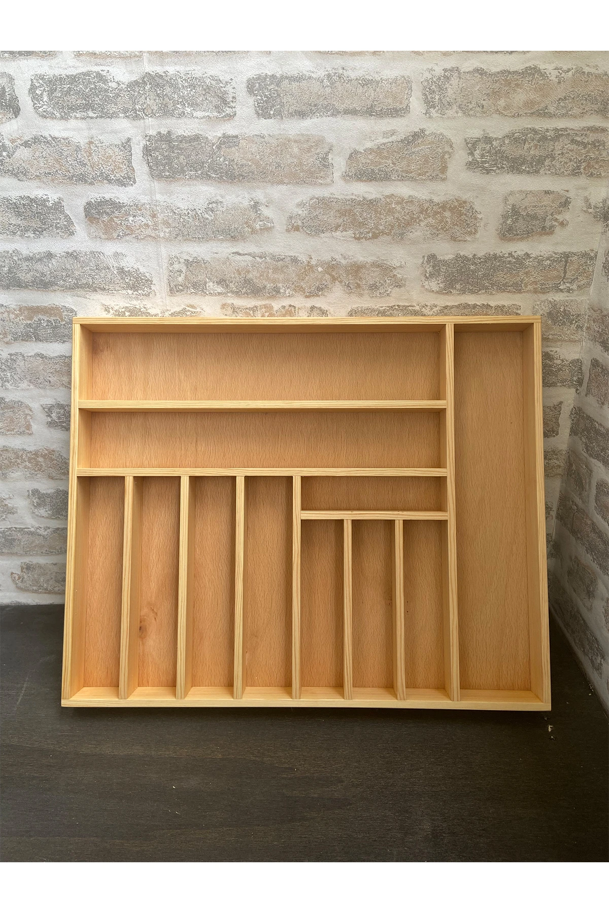 55×45 Cm Ayfiwood Ahşap Kaşıklık Çekmece İçi Yemek Takımı Ve Servis Gereçleri Düzenleyici Organizer Çekmece İçi Kullanım ve Düzen Görünümü