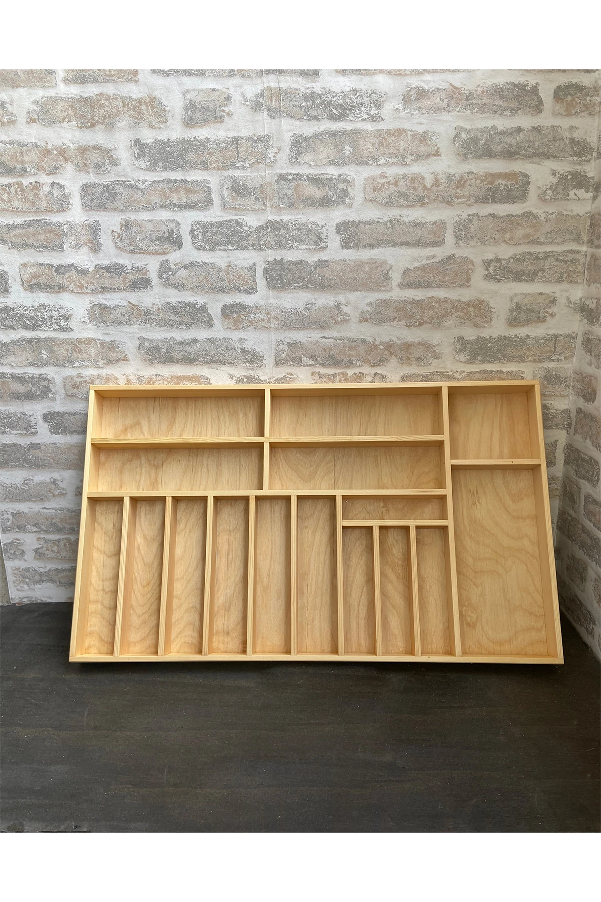 75×45 Cm Ayfiwood Ahşap Kaşıklık Çekmece İçi Yemek Takımı Ve Servis Gereçleri Düzenleyici Organizer Mutfak Çekmecesi Düzenleyici Farklı Açıdan Görünüm