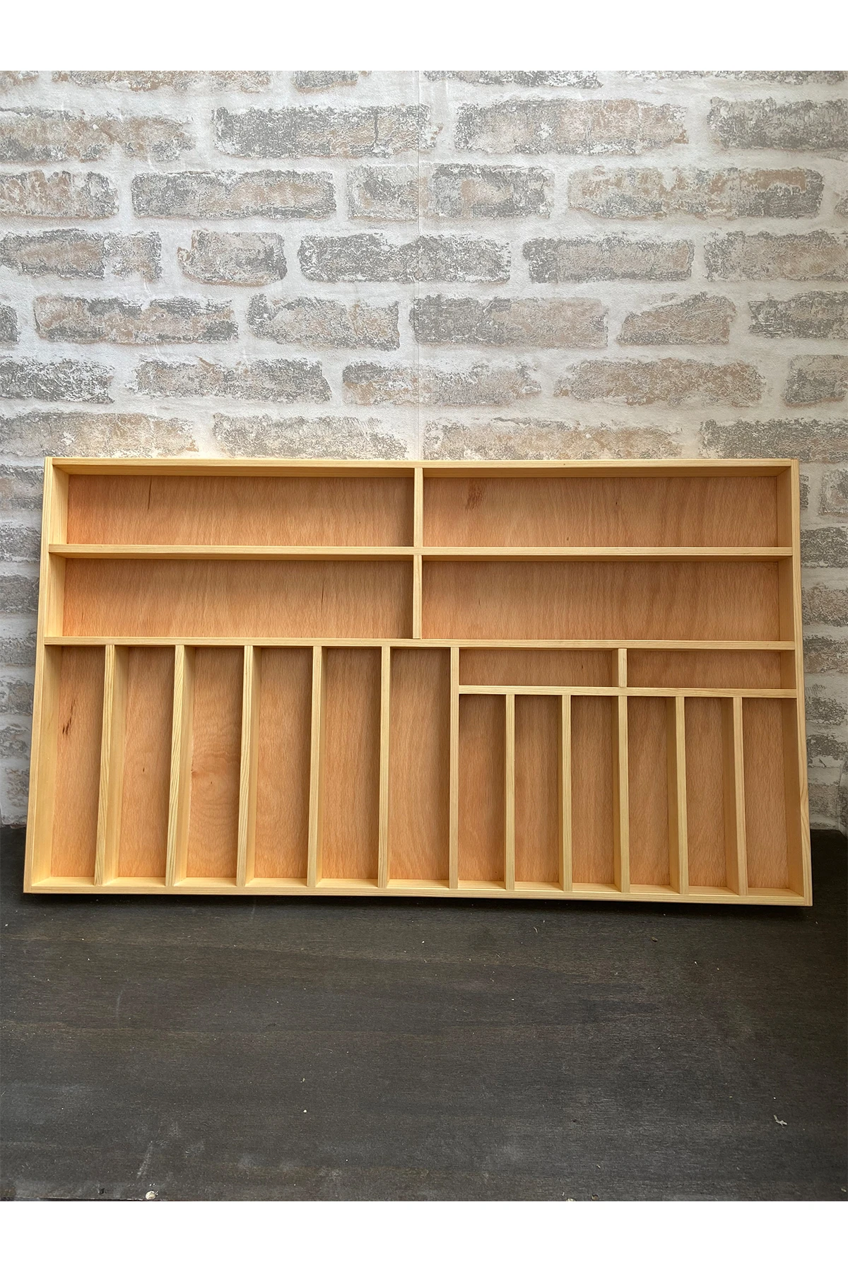 80×45 Cm Ayfiwood Ahşap Kaşıklık Çekmece İçi Yemek Takımı Ve Servis Gereçleri Düzenleyici Organizer Çekmece İçi Kullanım ve Düzen Görünümü